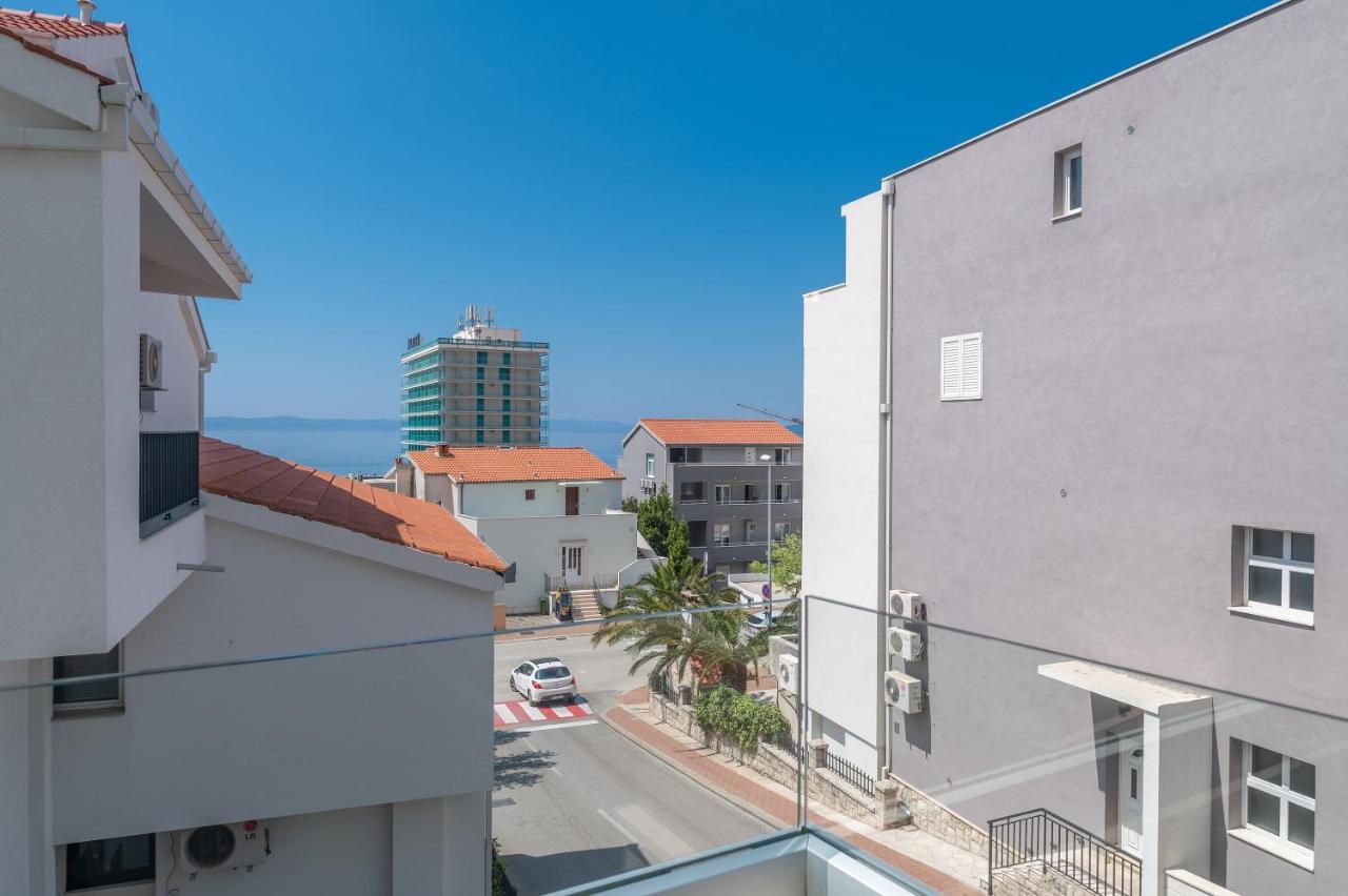 Luxury Apartment Purple Summer Sea View Макарска Экстерьер фото